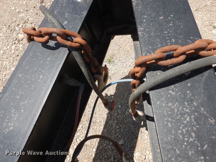 image for item DH2736 1998 Towmaster T40 equipment trailer