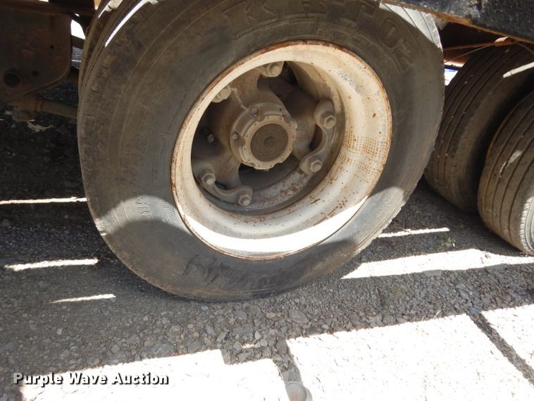 image for item DH2736 1998 Towmaster T40 equipment trailer