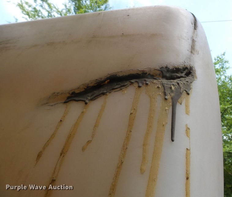 image for item DH3768 2000 Redi Haul FSL21210 equipment trailer