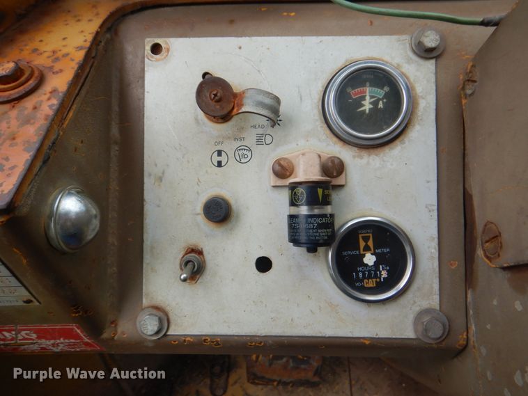 image for item DH5364 1980 Caterpillar 910  wheel loader