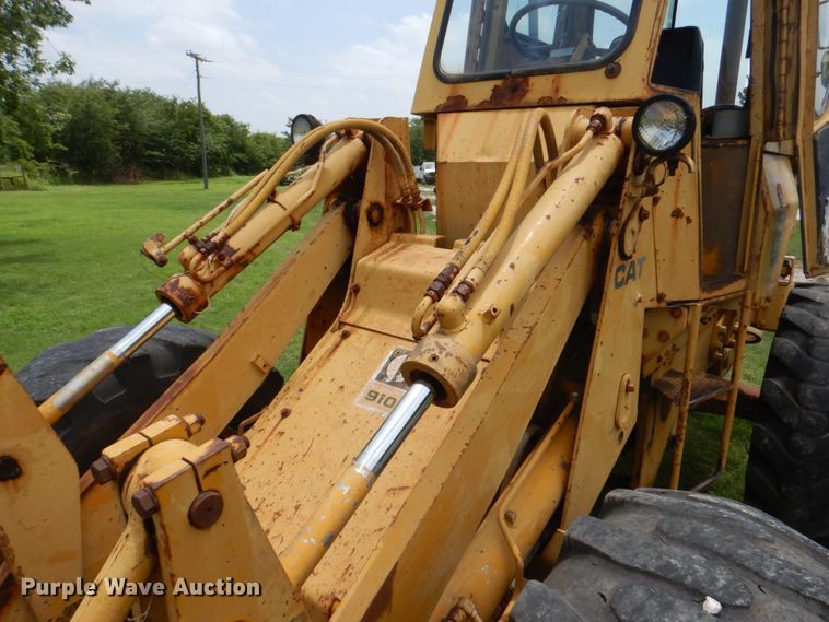 image for item DH5364 1980 Caterpillar 910  wheel loader