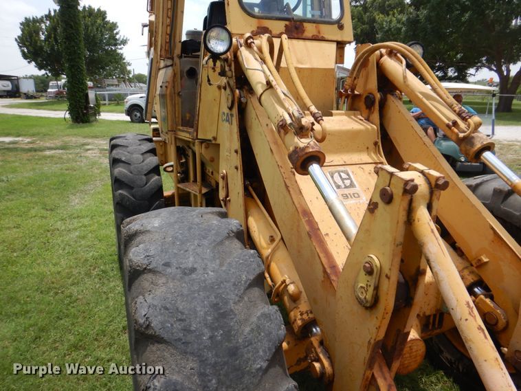 image for item DH5364 1980 Caterpillar 910  wheel loader