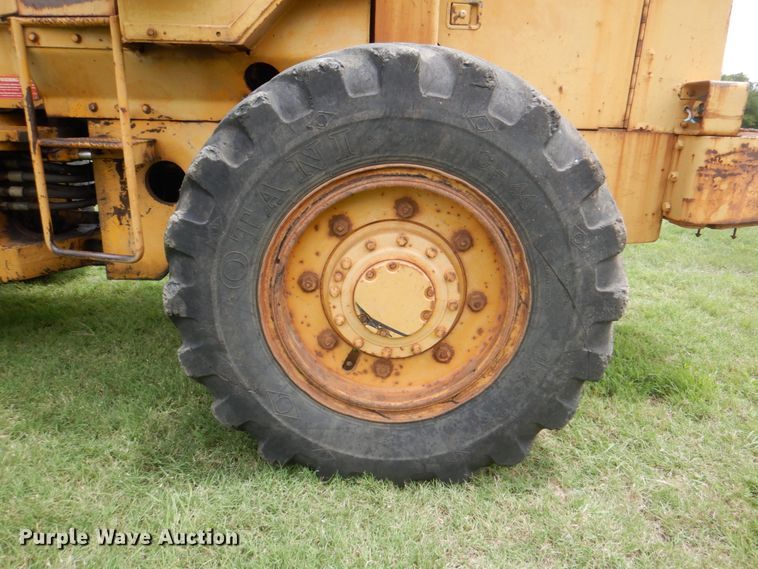 image for item DH5364 1980 Caterpillar 910  wheel loader