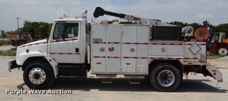 image for item DH5366 2000 Freightliner FL70  service truck with crane