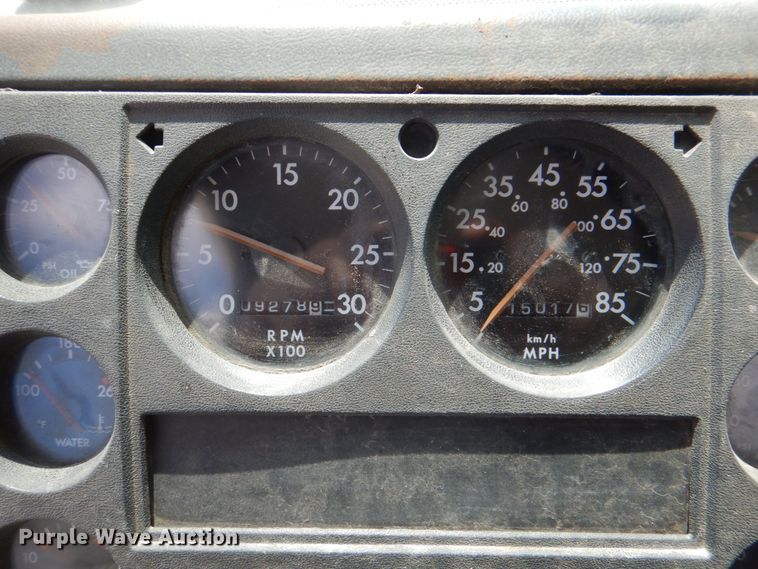 image for item DH5366 2000 Freightliner FL70  service truck with crane