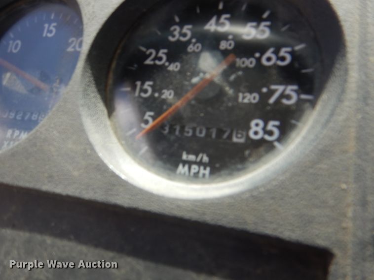 image for item DH5366 2000 Freightliner FL70  service truck with crane