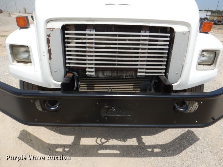 image for item DH5366 2000 Freightliner FL70  service truck with crane