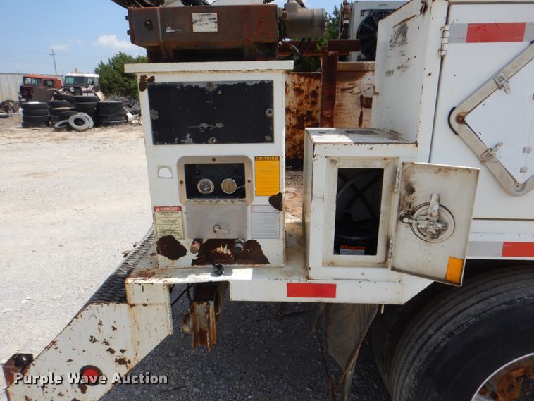 image for item DH5366 2000 Freightliner FL70  service truck with crane