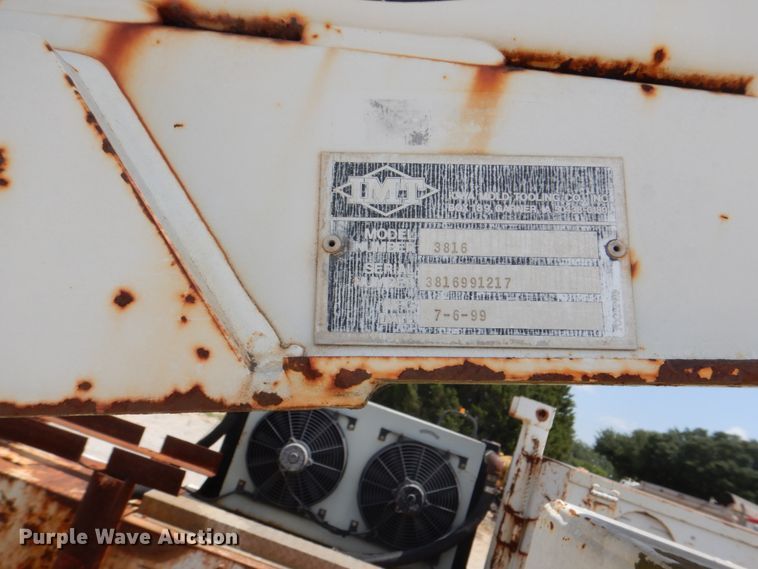 image for item DH5366 2000 Freightliner FL70  service truck with crane