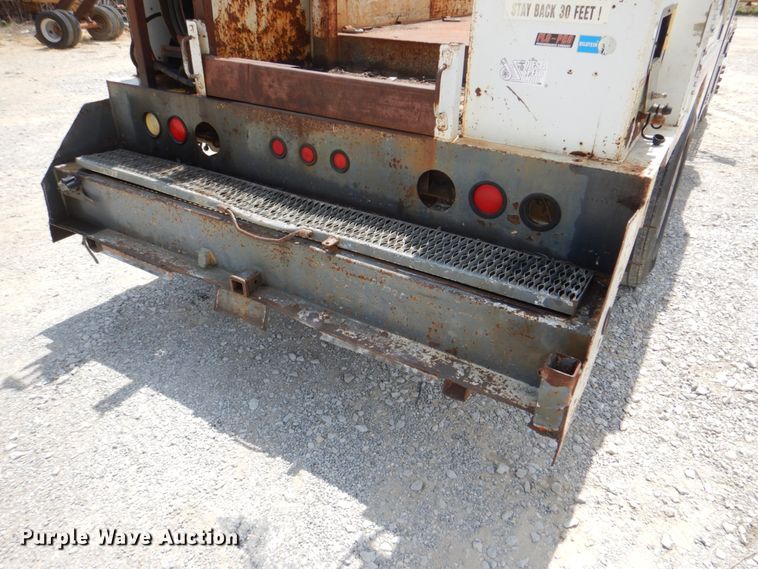 image for item DH5366 2000 Freightliner FL70  service truck with crane