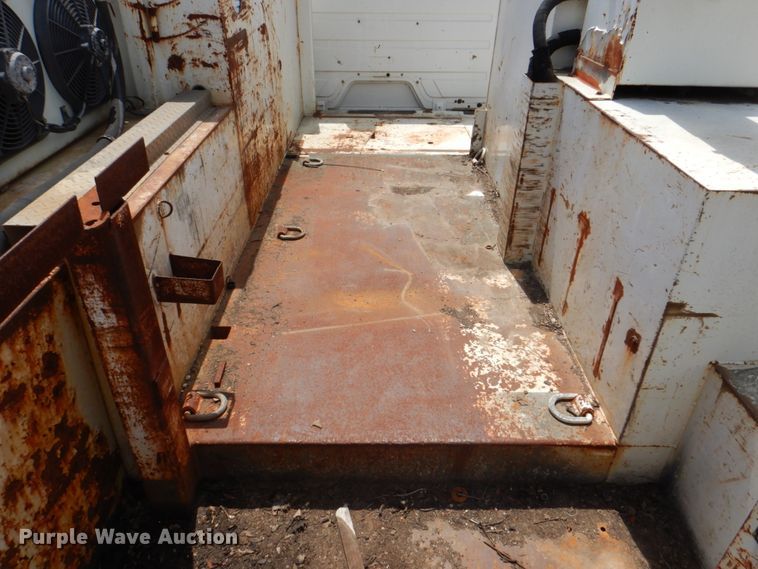 image for item DH5366 2000 Freightliner FL70  service truck with crane