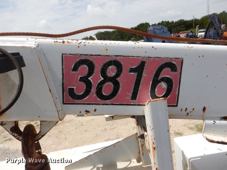 image for item DH5366 2000 Freightliner FL70  service truck with crane