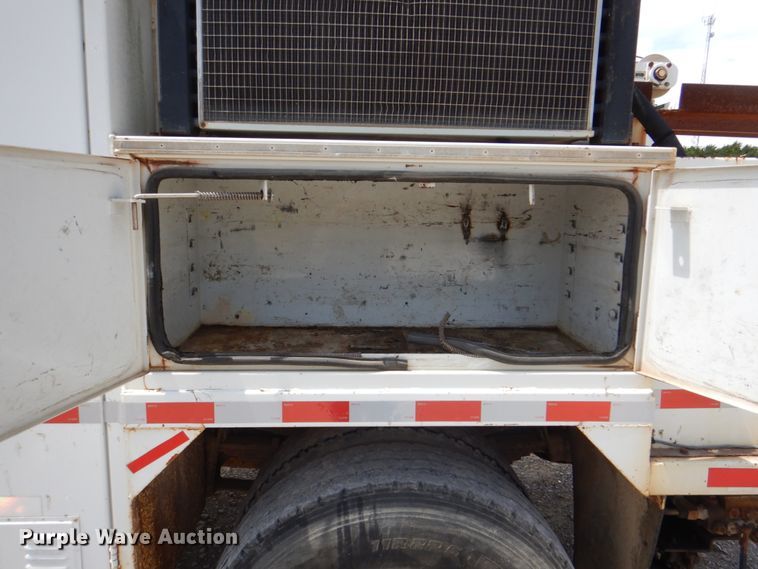 image for item DH5366 2000 Freightliner FL70  service truck with crane