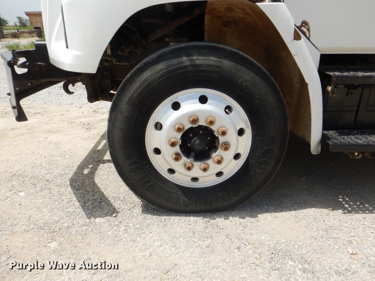 image for item DH5366 2000 Freightliner FL70  service truck with crane