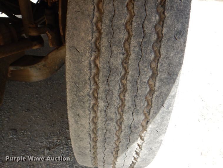 image for item DH5366 2000 Freightliner FL70  service truck with crane