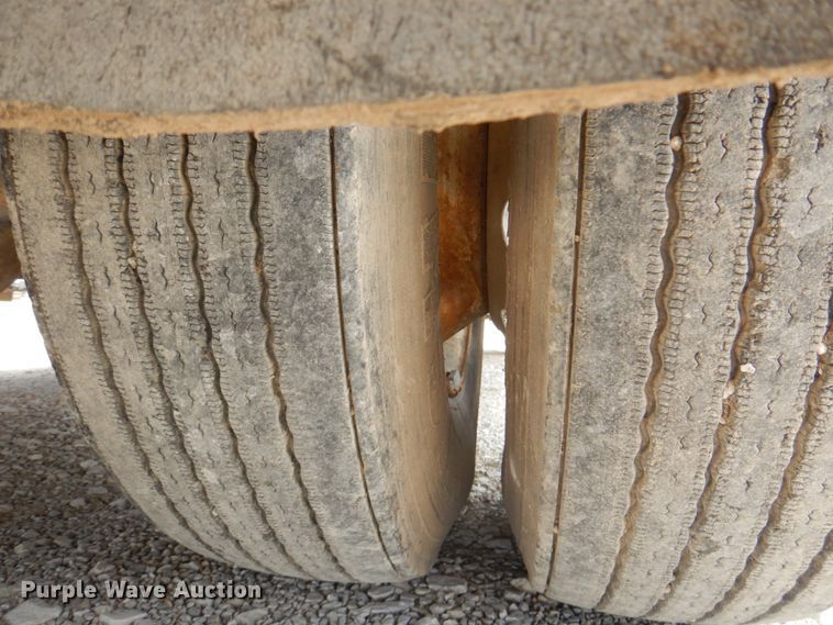 image for item DH5366 2000 Freightliner FL70  service truck with crane