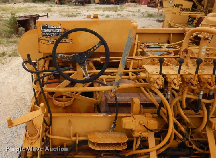 image for item DH5368 Mauldin 1500  paver