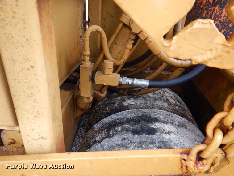 image for item DH5368 Mauldin 1500  paver