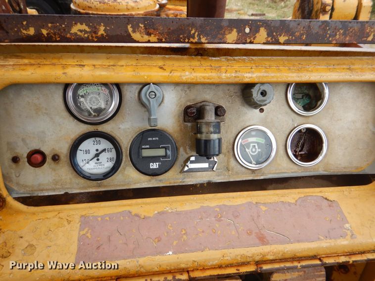 image for item DH5369 Caterpillar 955L  track loader