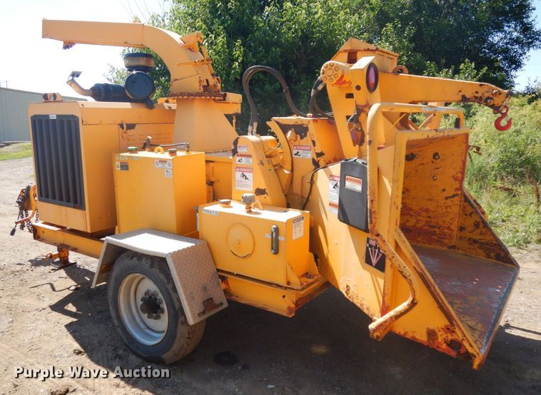 image for item DH6500 2014 Morbark M15RX wood chipper