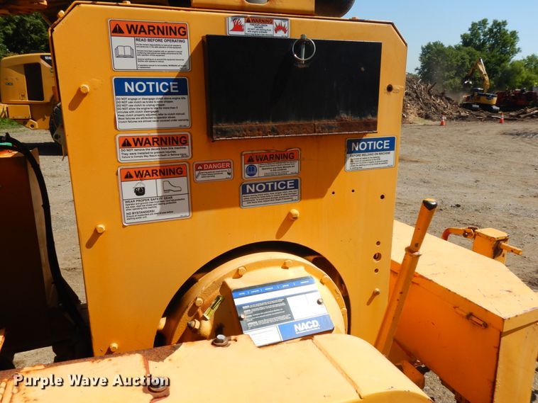 image for item DH6500 2014 Morbark M15RX wood chipper