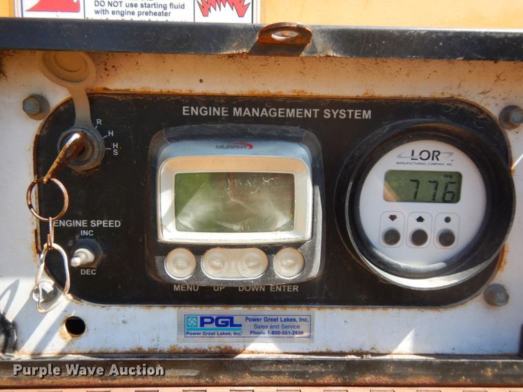 image for item DH6500 2014 Morbark M15RX wood chipper