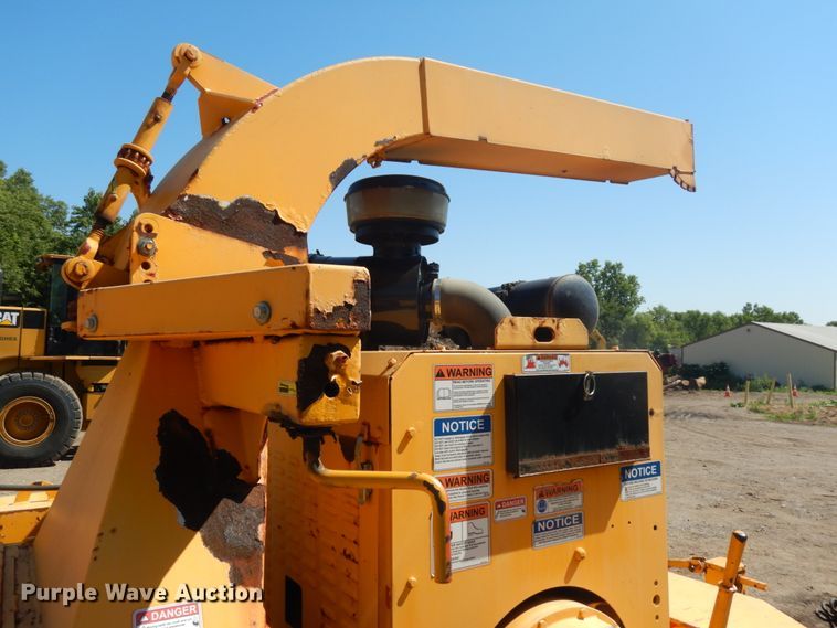 image for item DH6500 2014 Morbark M15RX wood chipper