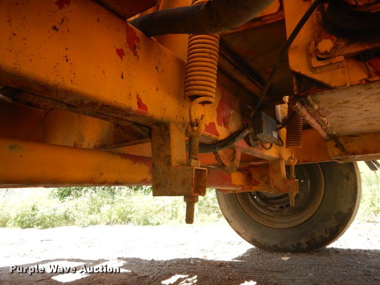 image for item DH6500 2014 Morbark M15RX wood chipper