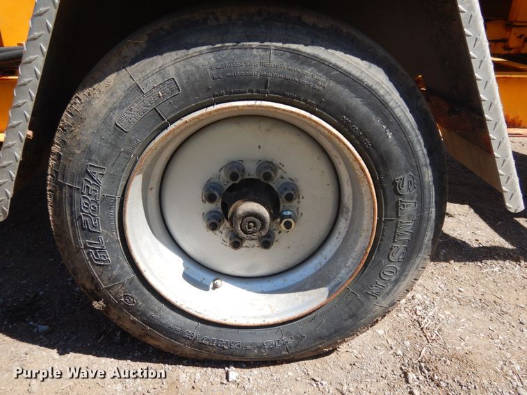 image for item DH6500 2014 Morbark M15RX wood chipper