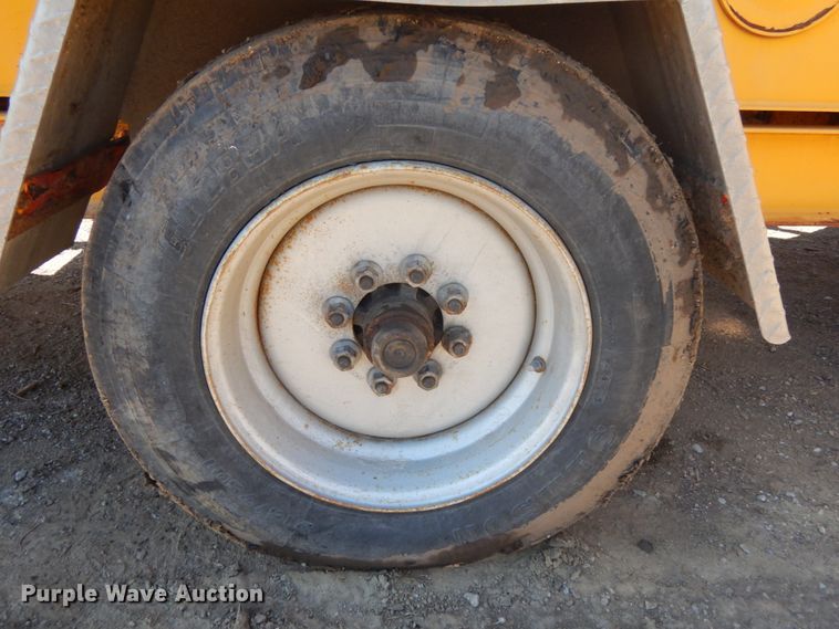 image for item DH6500 2014 Morbark M15RX wood chipper