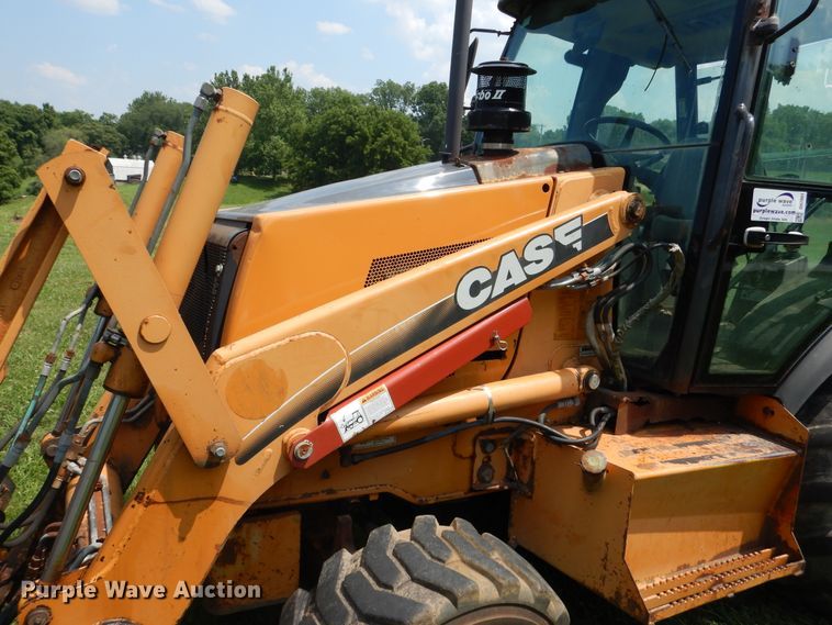 image for item DH7001 2002 Case 580 Super M  backhoe