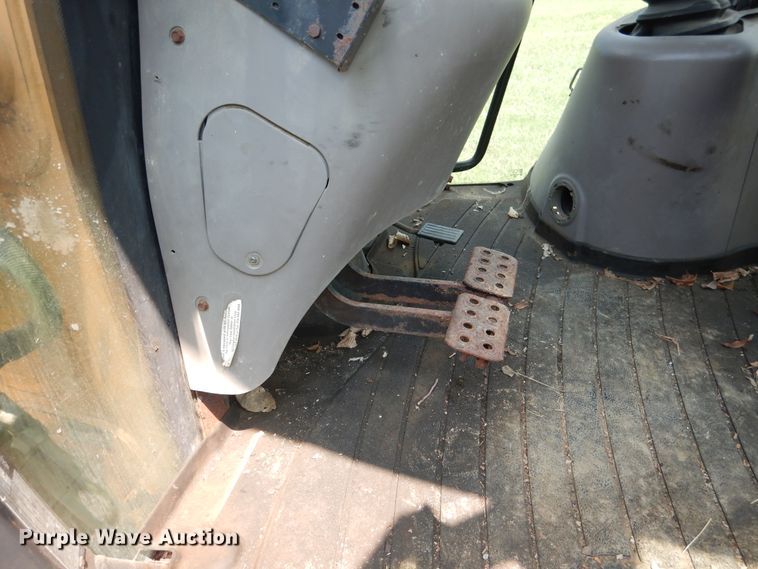 image for item DH7001 2002 Case 580 Super M  backhoe