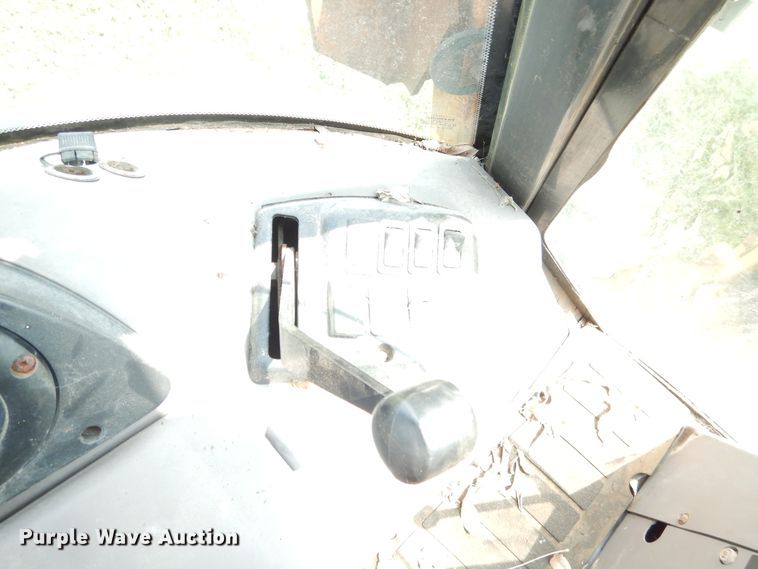 image for item DH7001 2002 Case 580 Super M  backhoe