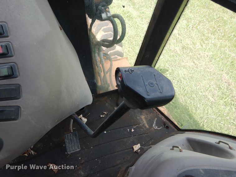 image for item DH7001 2002 Case 580 Super M  backhoe