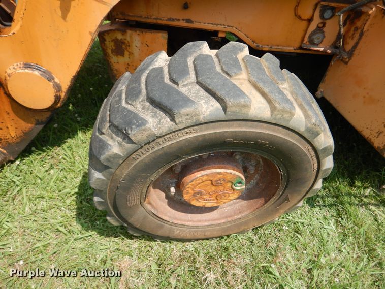 image for item DH7001 2002 Case 580 Super M  backhoe