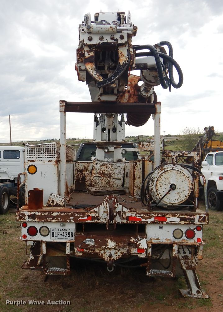 image for item DI0113 1996 Chevrolet Kodiak C6500  digger derrick truck