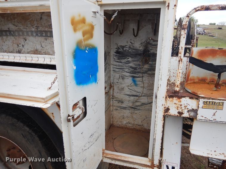 image for item DI0113 1996 Chevrolet Kodiak C6500  digger derrick truck