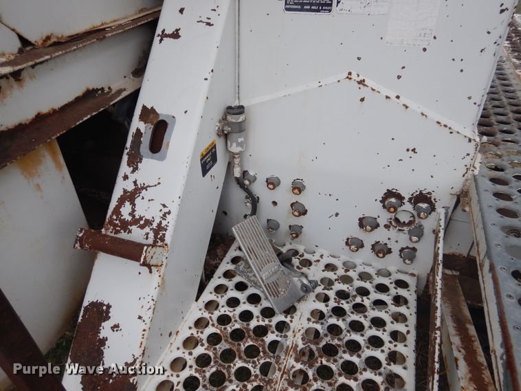 image for item DI0113 1996 Chevrolet Kodiak C6500  digger derrick truck