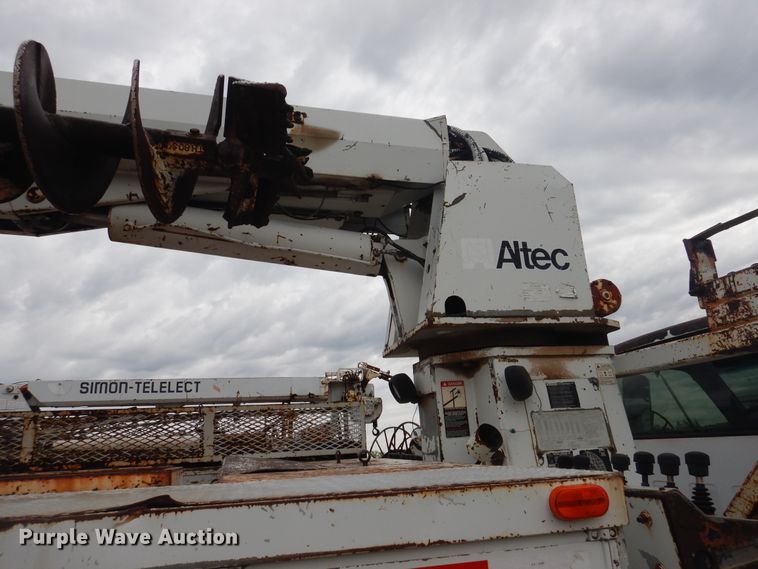 image for item DI0113 1996 Chevrolet Kodiak C6500  digger derrick truck