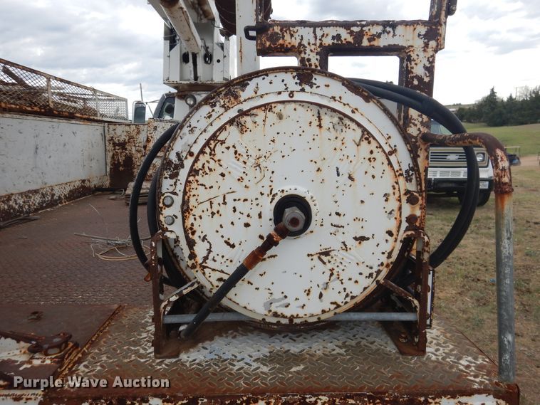 image for item DI0113 1996 Chevrolet Kodiak C6500  digger derrick truck