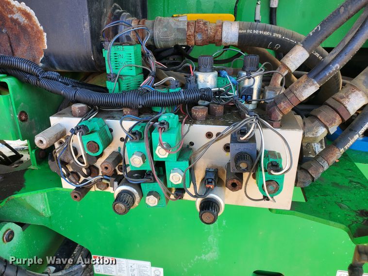 image for item DJ3142 2012 Genie Z80/60  boom lift