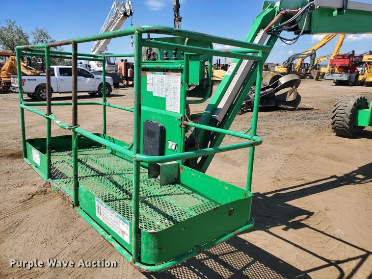 image for item DJ3142 2012 Genie Z80/60  boom lift