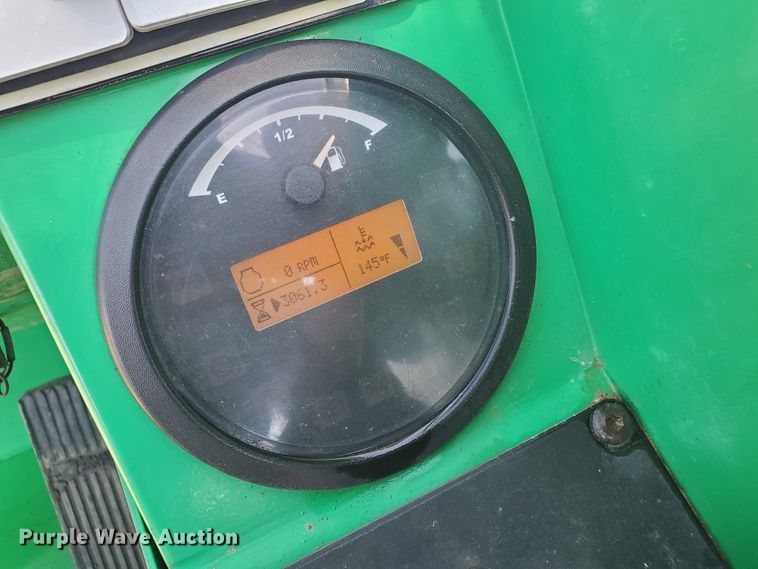 image for item DJ3143 2014 Sky Trak 10042  telehandler