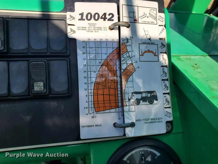 image for item DJ3143 2014 Sky Trak 10042  telehandler