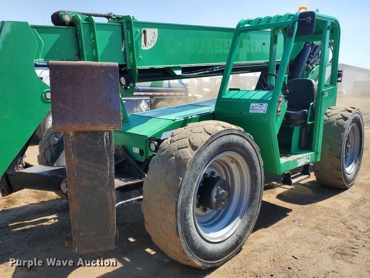 image for item DJ3143 2014 Sky Trak 10042  telehandler