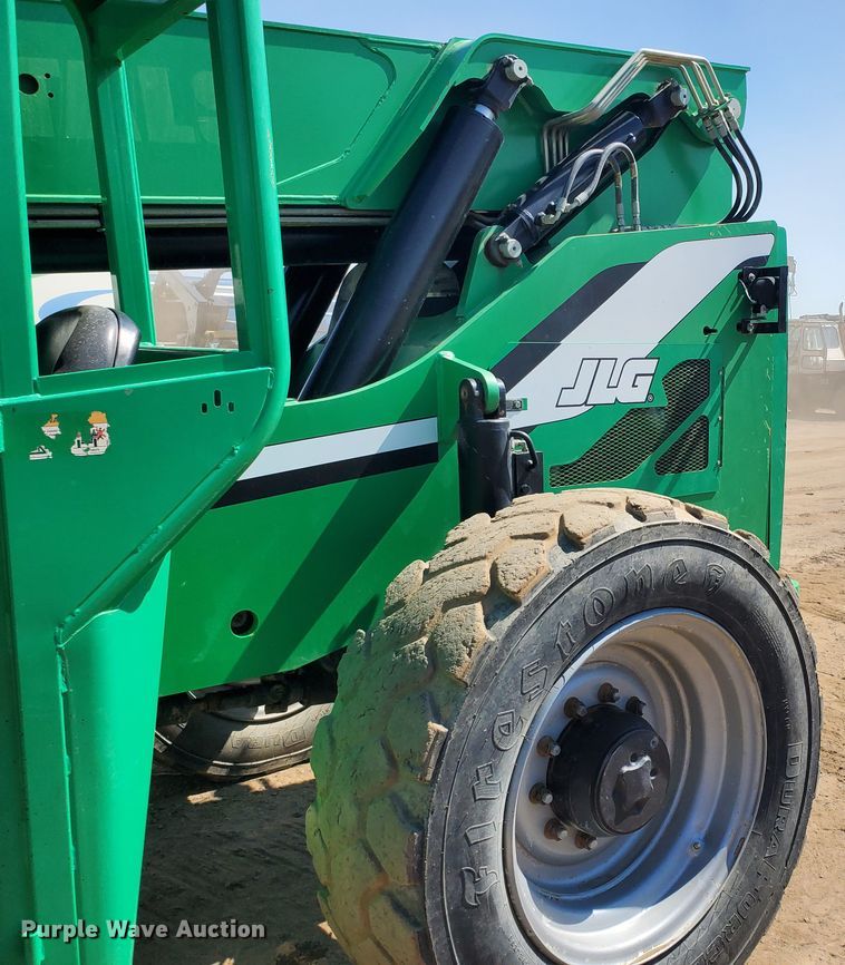 image for item DJ3143 2014 Sky Trak 10042  telehandler