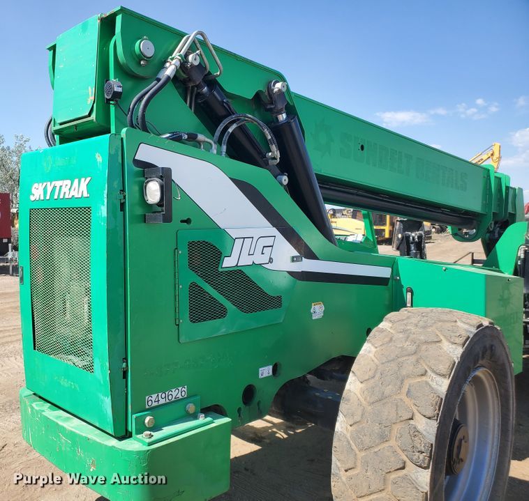 image for item DJ3143 2014 Sky Trak 10042  telehandler