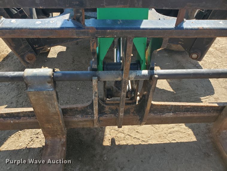 image for item DJ3143 2014 Sky Trak 10042  telehandler