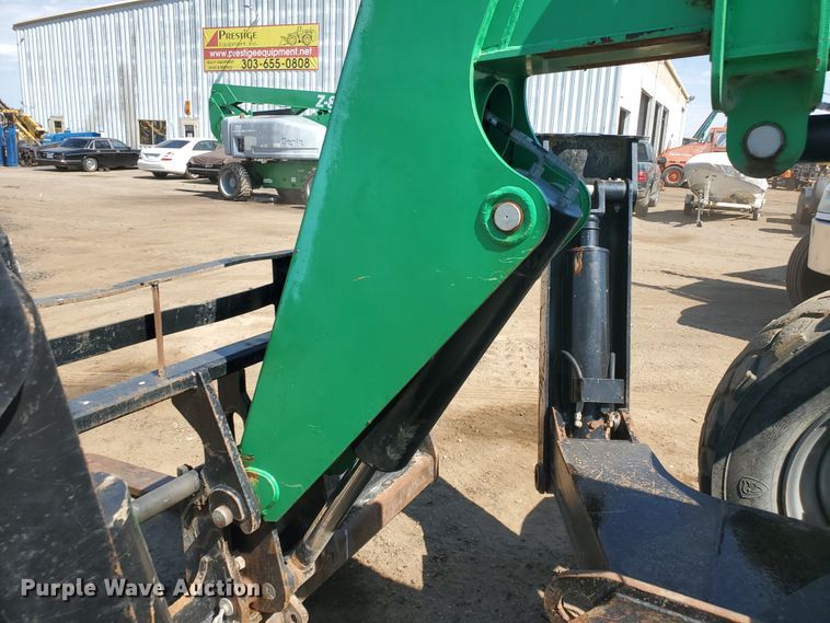 image for item DJ3143 2014 Sky Trak 10042  telehandler