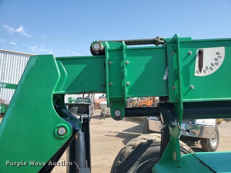 image for item DJ3143 2014 Sky Trak 10042  telehandler